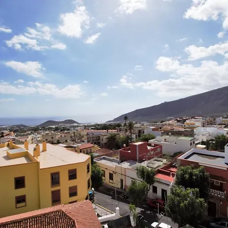 Fabulosos Attic With Ocean And Mountain Views Güimar