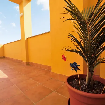 Fabulosos Attic With Ocean And Mountain Views Güimar